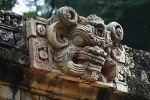 La terre des civilisations : un voyage à travers les sites historiques mondiaux